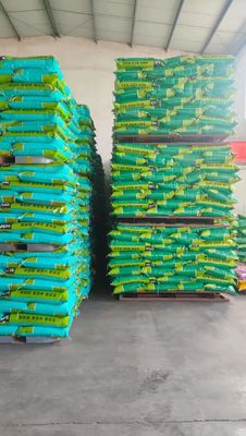 Sprühtrockenpulver aus Plasmaprotein für Futtermittelzusatzstoffe, hellgelb, 70% Rohprotein